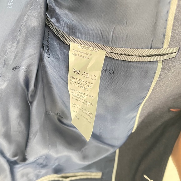 Calvin Klein Blue Two-Button Suit Jacket Sz 38R - Picture 9 of 9